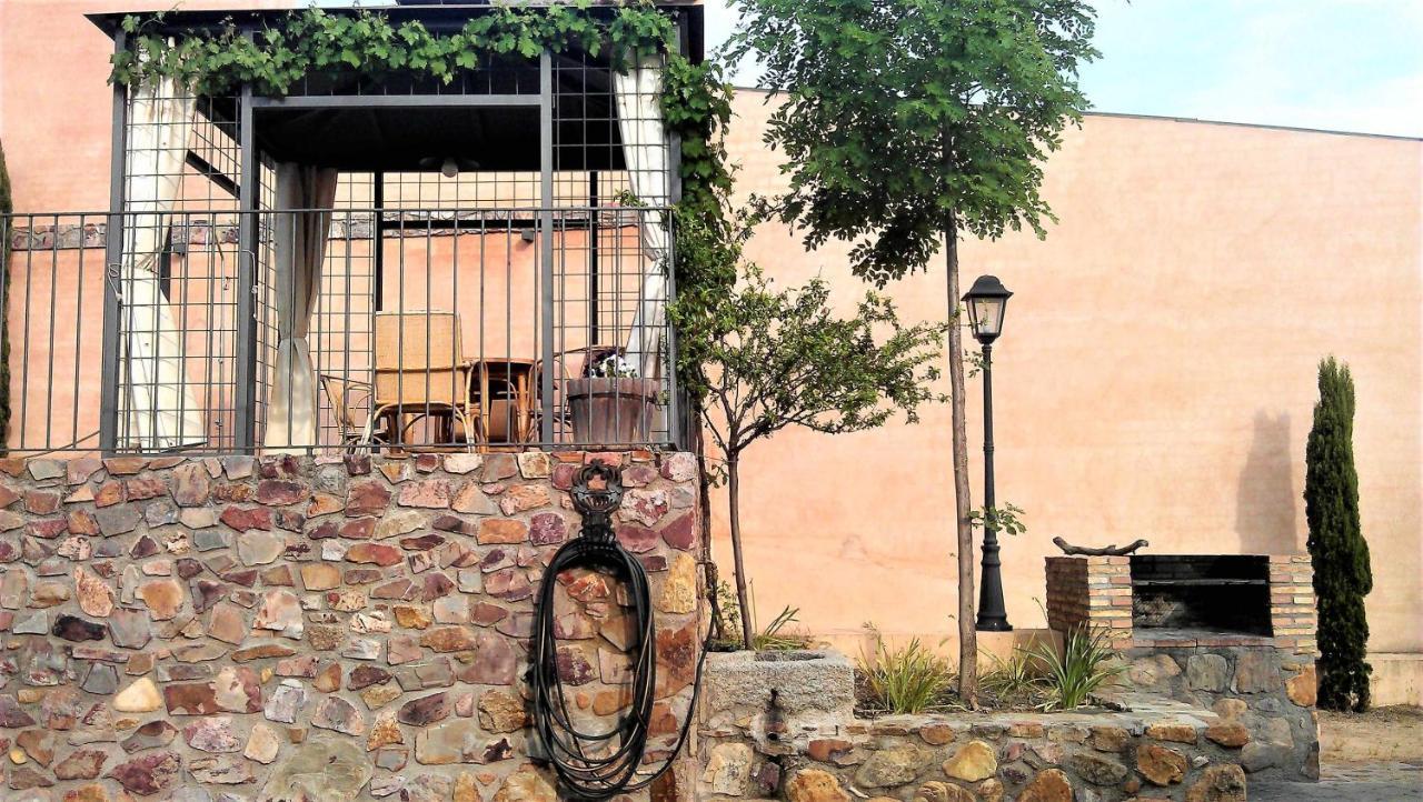 Casa de cuatro habitaciones con piscina privada en Cabañeros Navas de Estena Exterior foto