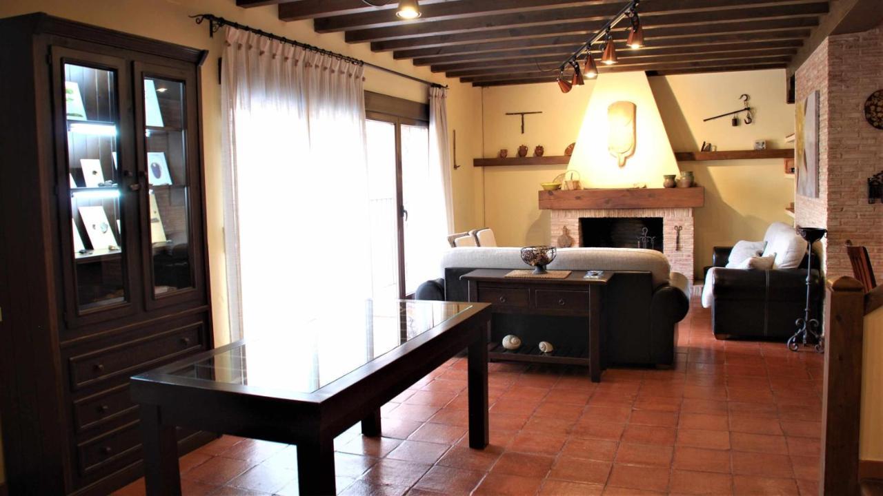 Casa de cuatro habitaciones con piscina privada en Cabañeros Navas de Estena Exterior foto