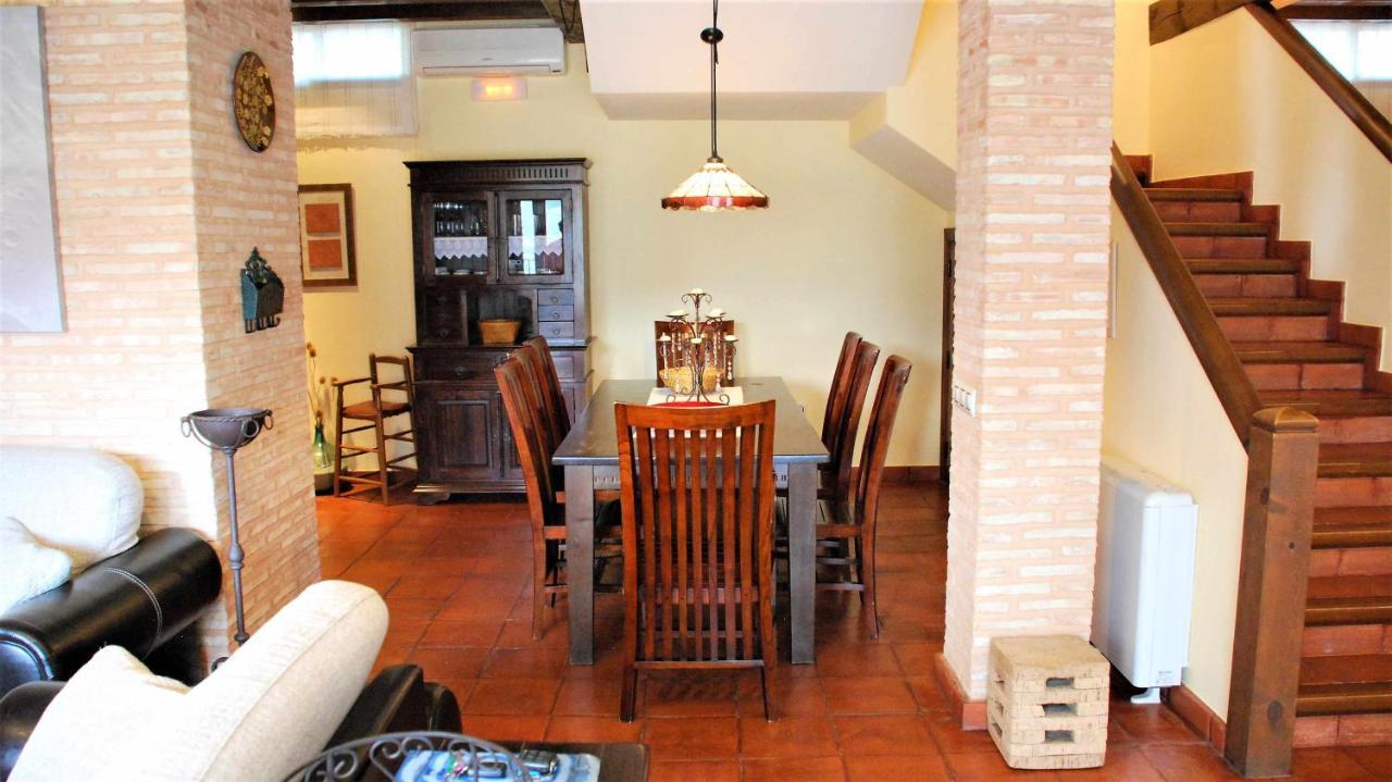Casa de cuatro habitaciones con piscina privada en Cabañeros Navas de Estena Exterior foto
