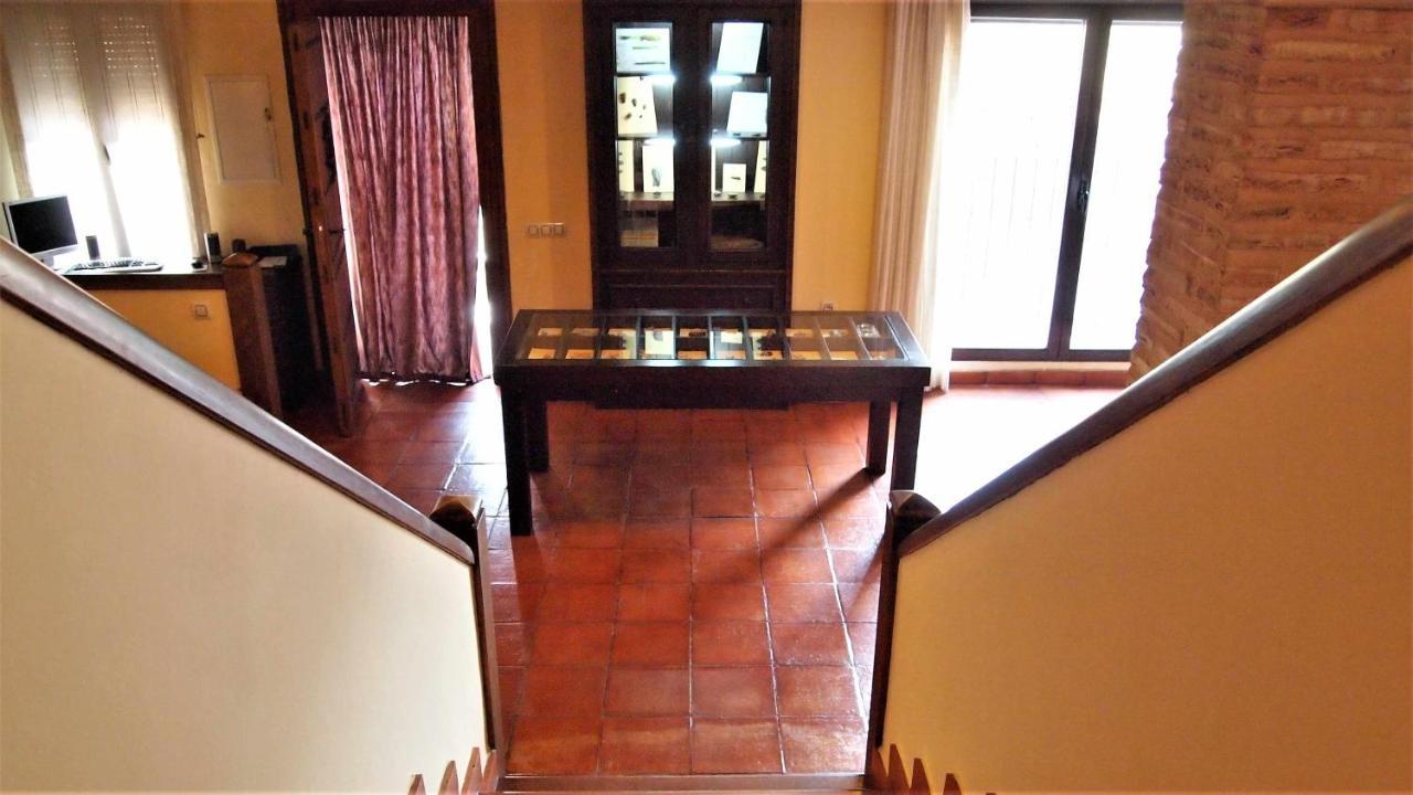 Casa de cuatro habitaciones con piscina privada en Cabañeros Navas de Estena Exterior foto